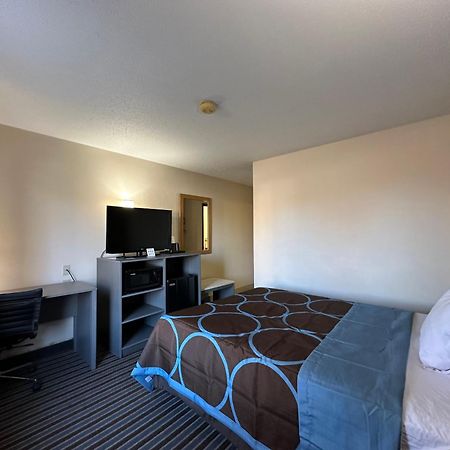 Hotel Super 8 By Wyndham Columbia Clark Lane Exterior foto
